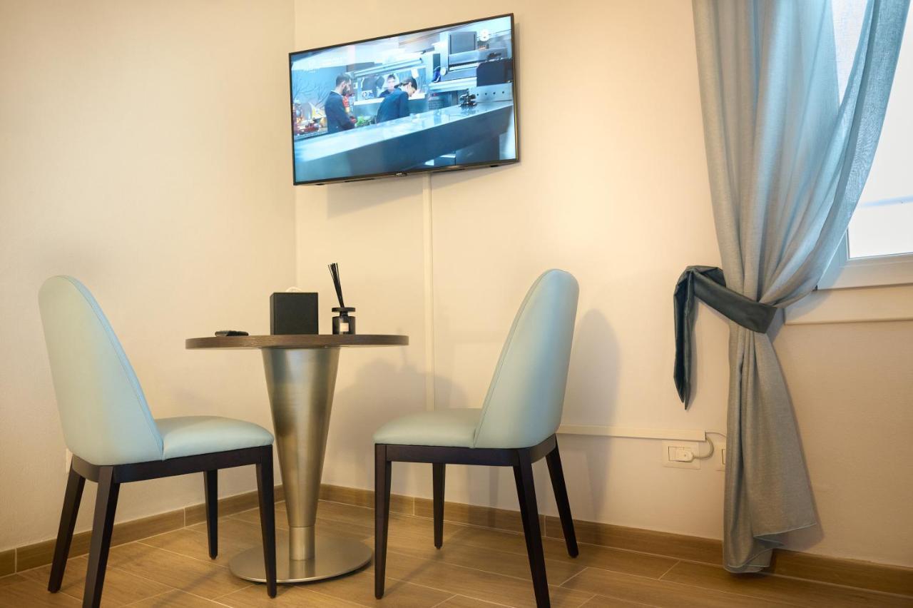 D'Azeglio 62 Luxury Rooms Болоня Екстериор снимка