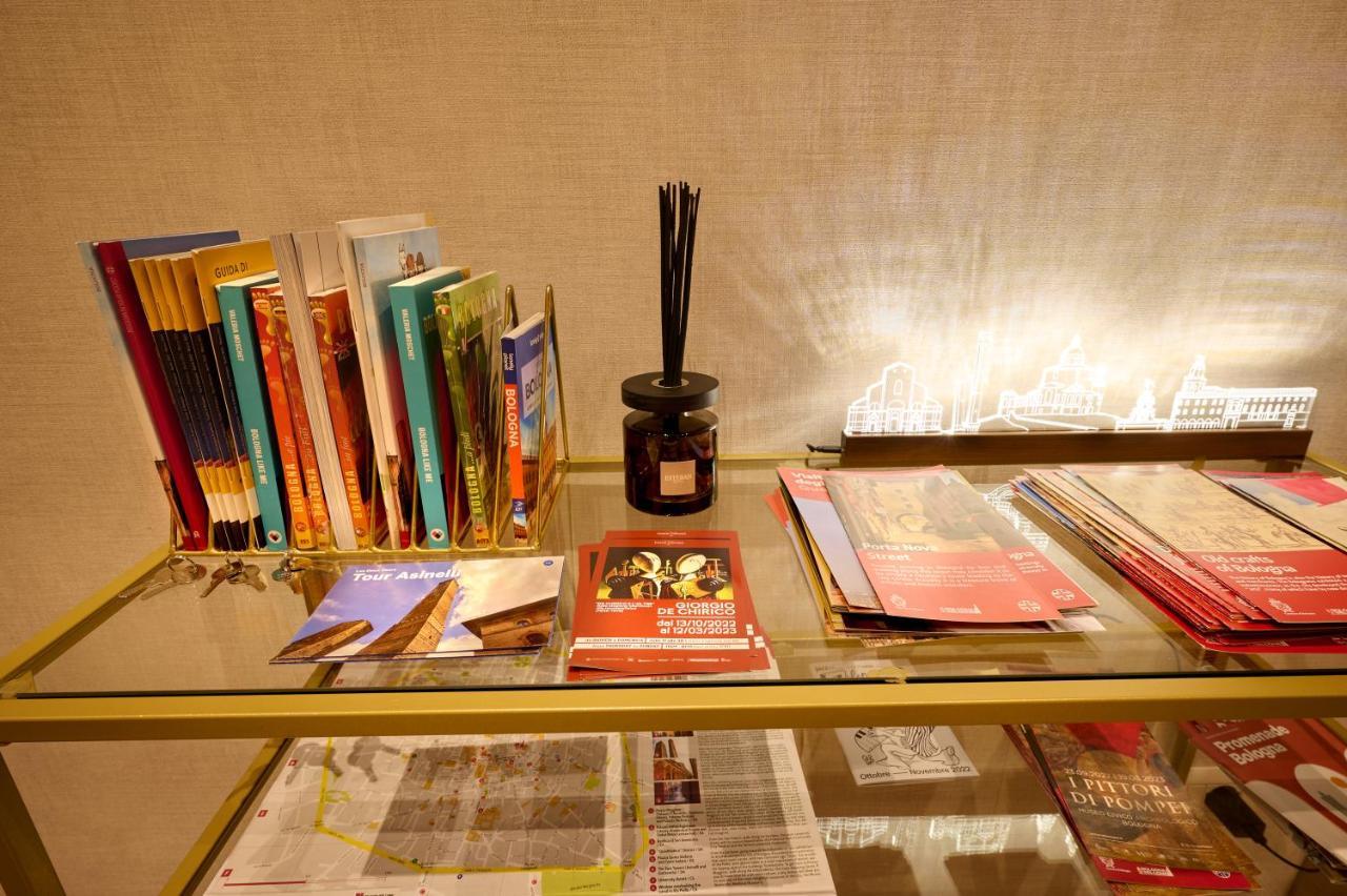 D'Azeglio 62 Luxury Rooms Болоня Екстериор снимка