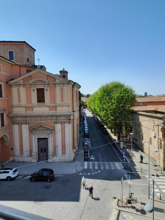D'Azeglio 62 Luxury Rooms Болоня Екстериор снимка